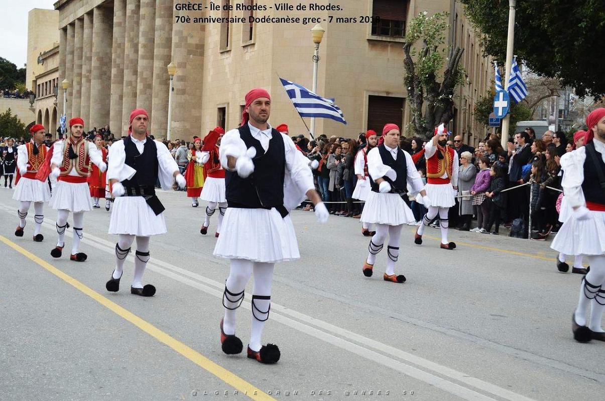 169- Rhodes- Defile Dodecanese grec.JPG